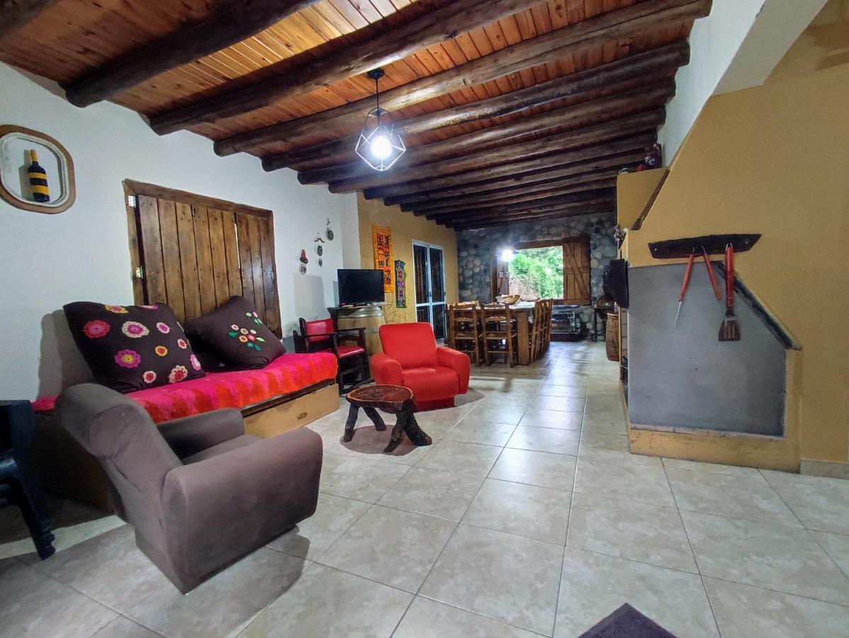 Casa De Campo De Piedra Tunuyán Exteriör bild