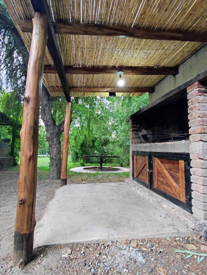 Casa De Campo De Piedra Tunuyán Exteriör bild